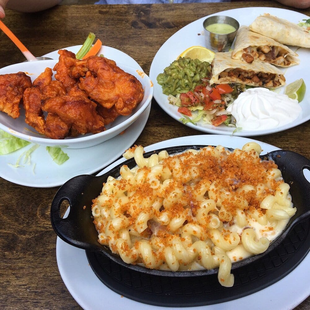 Tonic East — restaurant photo archive