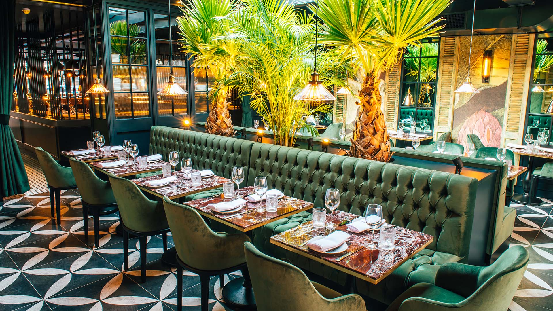 Pivaz Brentwood — restaurant photo archive