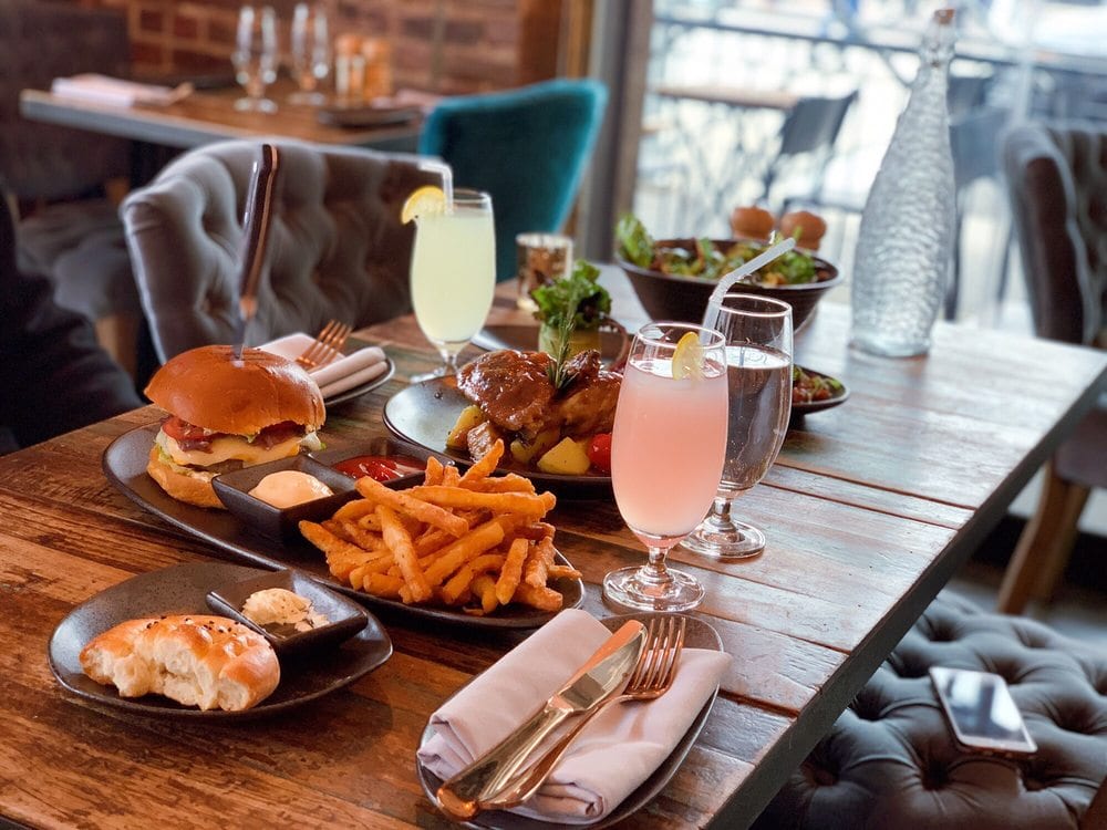 Café Henri : restaurant photo collection
