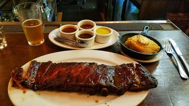 Chicago Q — Restaurant Food And Dining Photo