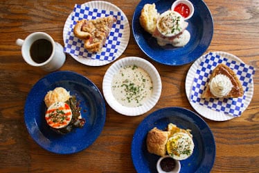 Bang Bang Pie & Biscuits Ravenswood — Restaurant Food And Dining Photo