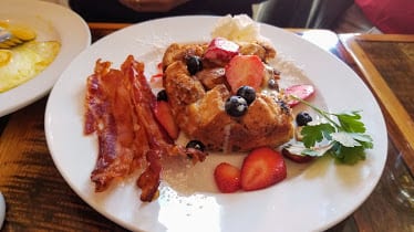 Fireside Restaurant & Lounge — Restaurant Food And Dining Photo
