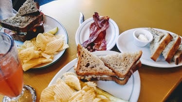 Spinning J Bakery and Soda Fountain