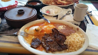 Los Candiles Restaurant — Restaurant Food And Dining Photo