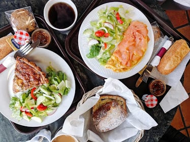 Bonjour Cafe Bakery — Restaurant Food And Dining Photo