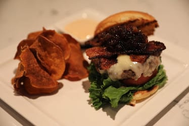 James Restaurant & Bar — Restaurant Food And Dining Photo