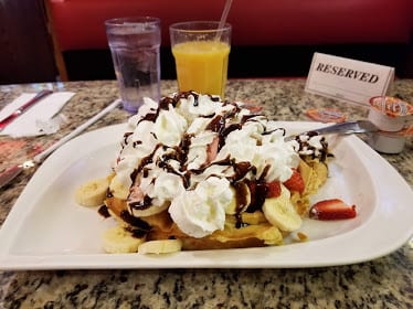 Four Seasons Diner Restaurant
