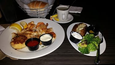 Benny The Bum's — Restaurant Food And Dining Photo