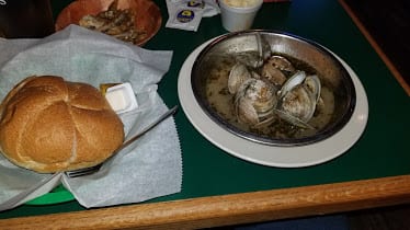 Byrne's Tavern — Restaurant Food And Dining Photo