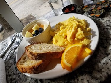 Baker Street Bread Co. Cafe & Bakery — Restaurant Food And Dining Photo