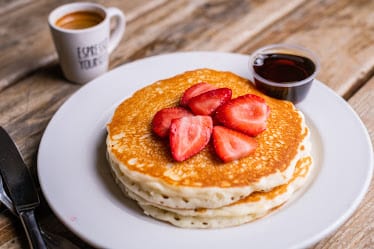 Company Cafe & Bar — Restaurant Food And Dining Photo