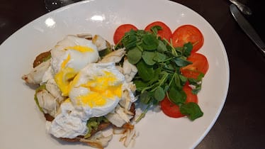 Perle on Maple — Restaurant Food And Dining Photo