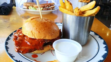 Nodding Donkey Uptown — Restaurant Food And Dining Photo