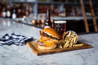 Elm Street Cask & Kitchen — Restaurant Food And Dining Photo