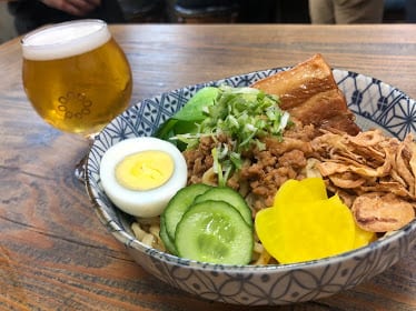 Good To Eat Dumplings At Orignal Pattern Brew — Restaurant Food And Dining Photo