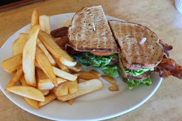 Rockridge Cafe — Restaurant Food And Dining Photo