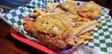 Oakland’s Very Own Tavern & Eatery