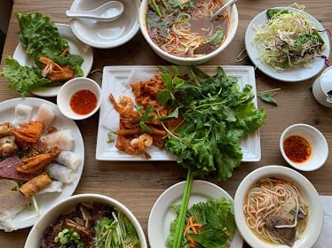 Tay Ho Oakland Restaurant & Bar