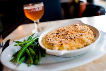 Luka's Taproom & Lounge