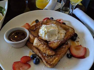 The Grand Tavern — Restaurant Food And Dining Photo