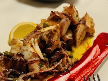 Kellari Taverna — Restaurant Food And Dining Photo