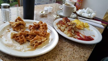 Lincoln's Waffle Shop