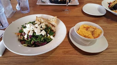 b DC Penn Quarter — Restaurant Food And Dining Photo