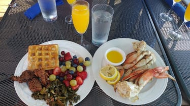 Eve's Waterfront — Restaurant Food And Dining Photo