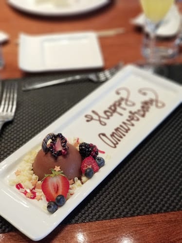 Quattro — Restaurant Food And Dining Photo