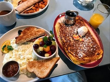 Barnaby's Cafe Orginal — Restaurant Food And Dining Photo