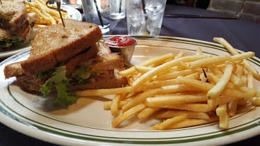 Hearsay Market Square — Restaurant Food And Dining Photo