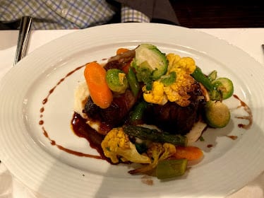 Etoile Cuisine Et Bar — Restaurant Food And Dining Photo