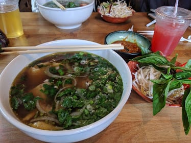 LES NOO'DLE — Restaurant Food And Dining Photo