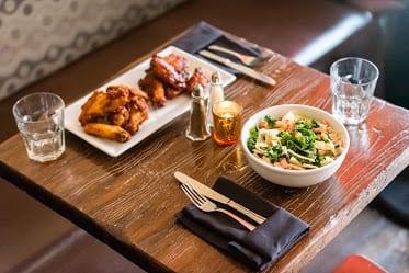 Darryl's Corner Bar & Kitchen