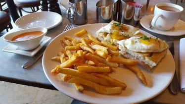 Bistro du Midi — Restaurant Food And Dining Photo