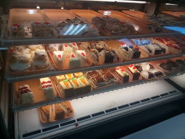 Spinelli's Pasta And Pastries