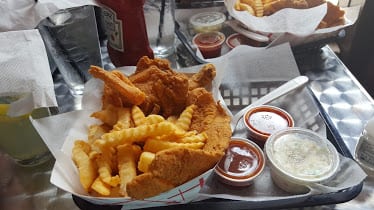 Harold's Chicken & Ice Bar