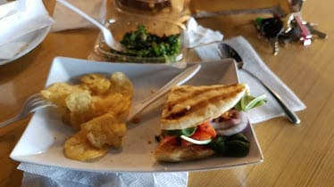 640 West Community Cafe — Restaurant Food And Dining Photo