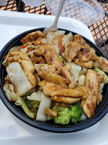 Bento Mac Hibachi Box Wings & Sushi