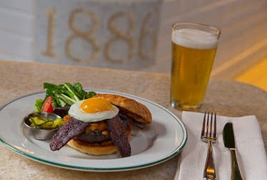 1886 Cafe & Bakery — Restaurant Food And Dining Photo