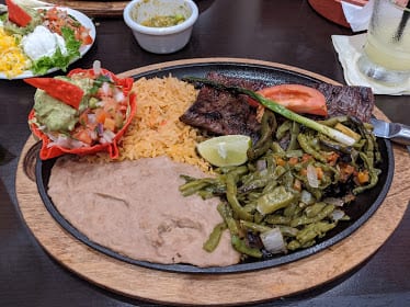 Dos Salsas