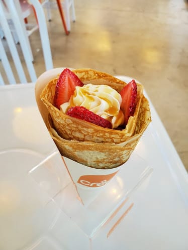 crêpeful.