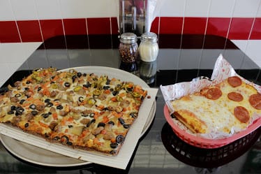 Jet's Pizza