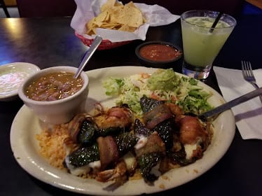 El Mercado Uptown Restaurant