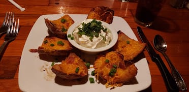 Feeney's Restaurant & Bar