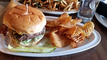Central Kitchen + Bar — Restaurant Food And Dining Photo