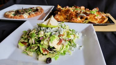 Harry's Detroit Bar & Grill — Restaurant Food And Dining Photo