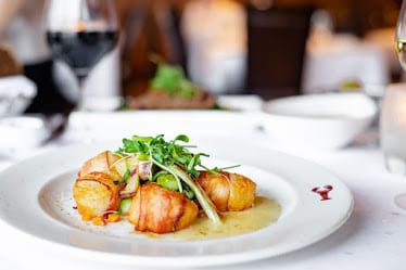 Joe Muer Seafood — Restaurant Food And Dining Photo