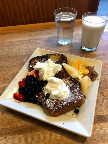 Portage Bay Cafe - Ballard — Restaurant Food And Dining Photo