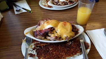 Voula's Offshore Cafe
